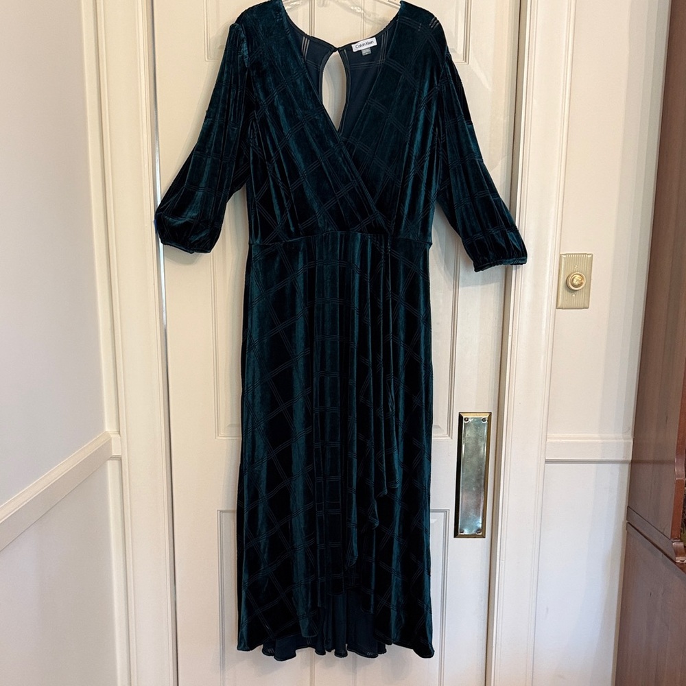 Calvin Klein Deep Green Velvet Dress, Size 16